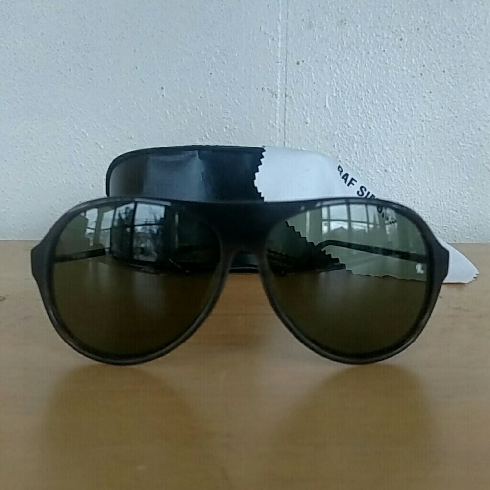Raf Simons Linda Farrow Gallery Sunglasses-Black